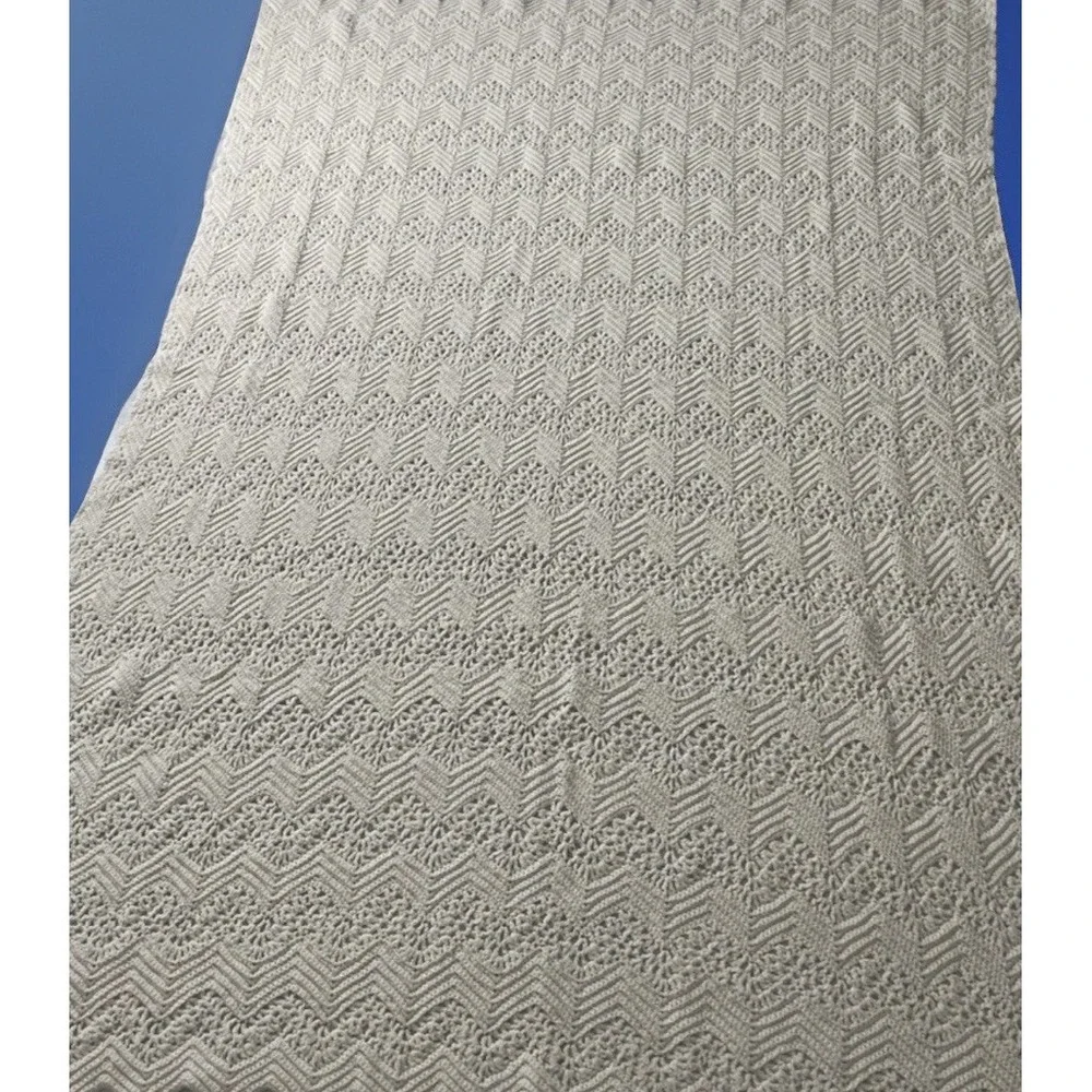 Vintage Off White Crochet Chevron Afghan Throw Blanket Handmade 61x40